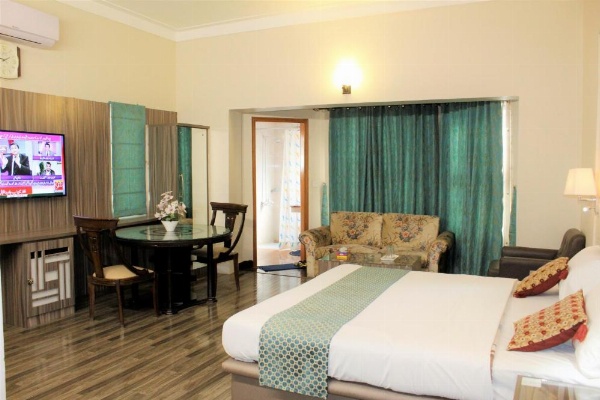 Star Guest House image 24
